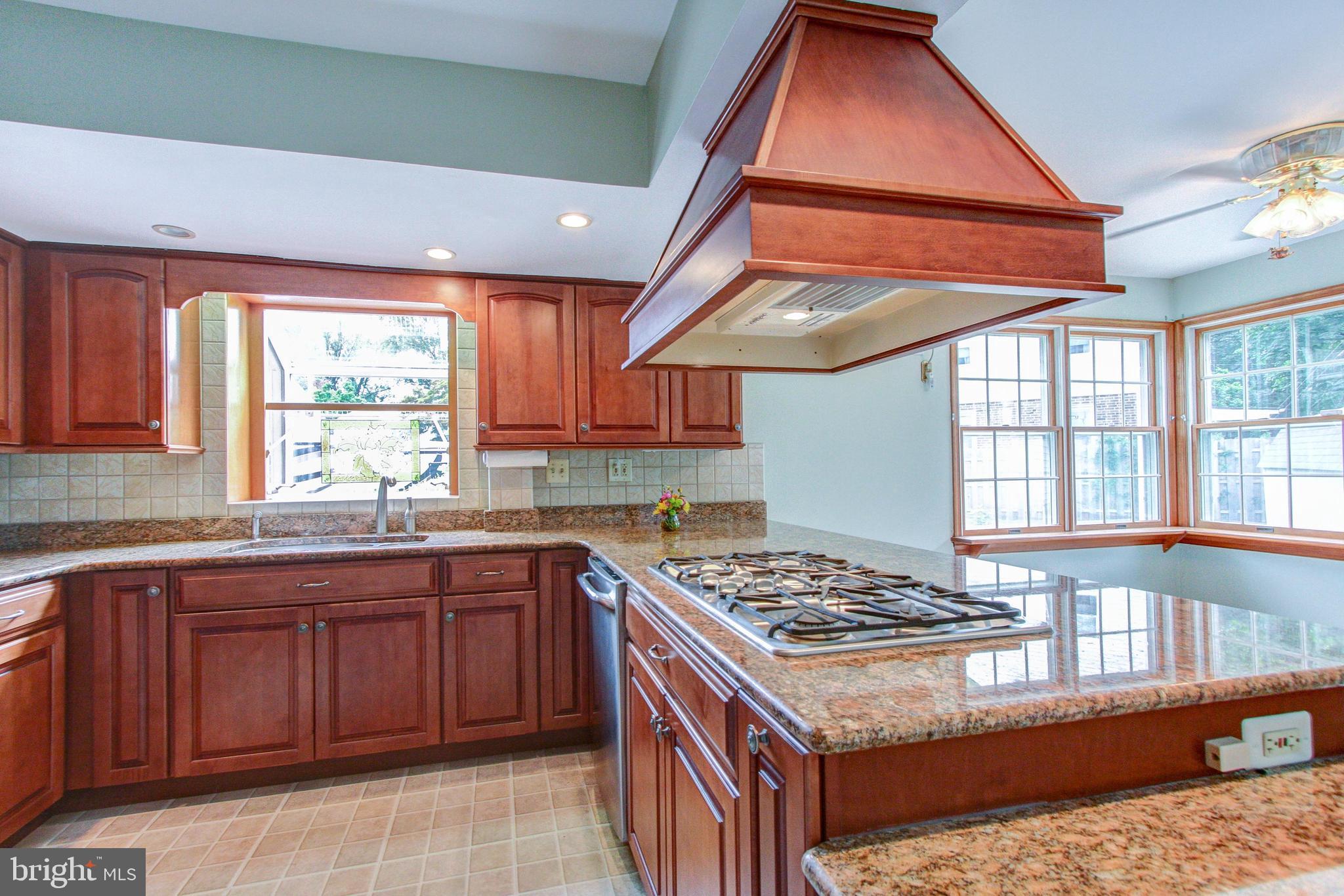 Lots & lots of granite counter space
