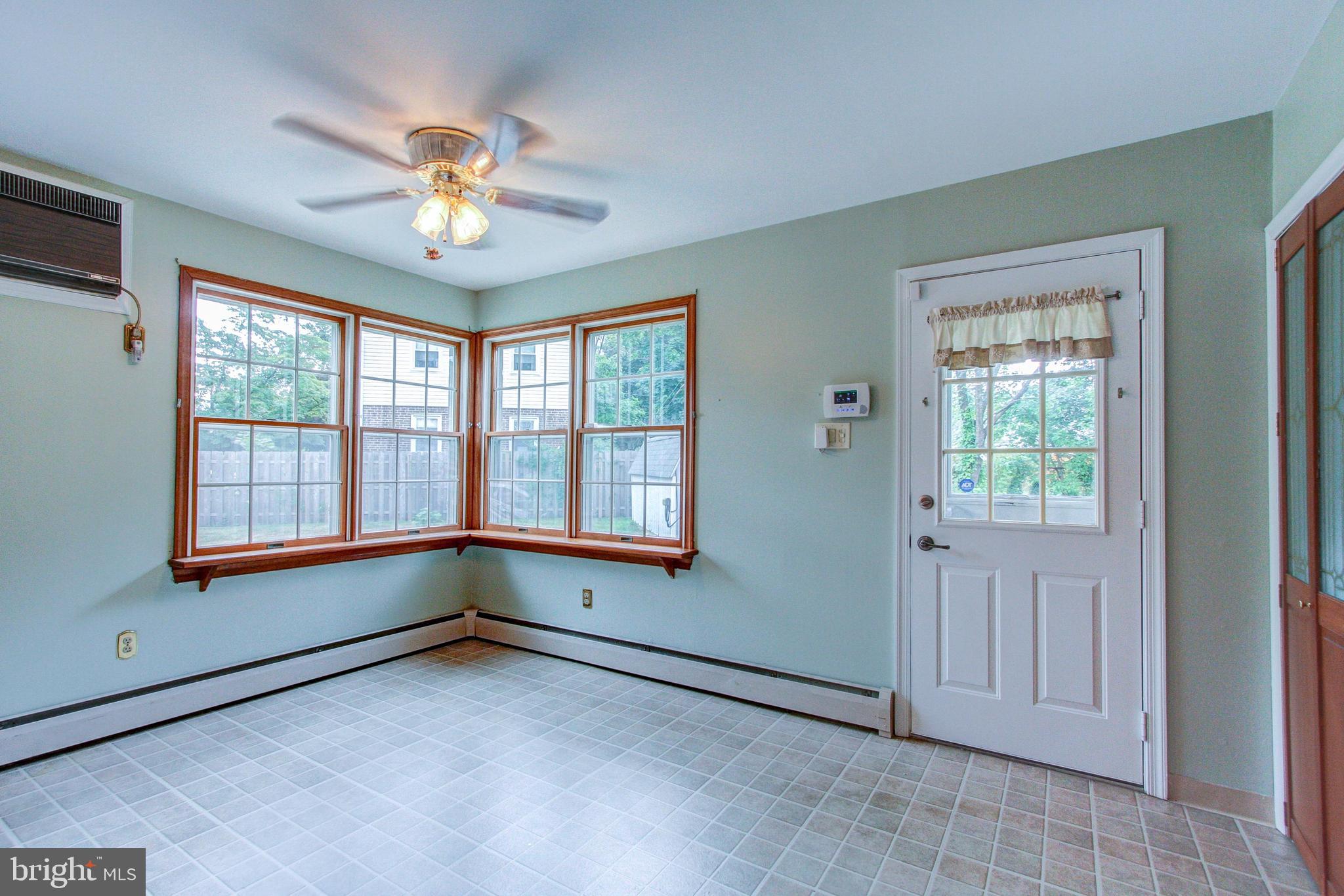 Eat-in area will host a large kitchen table