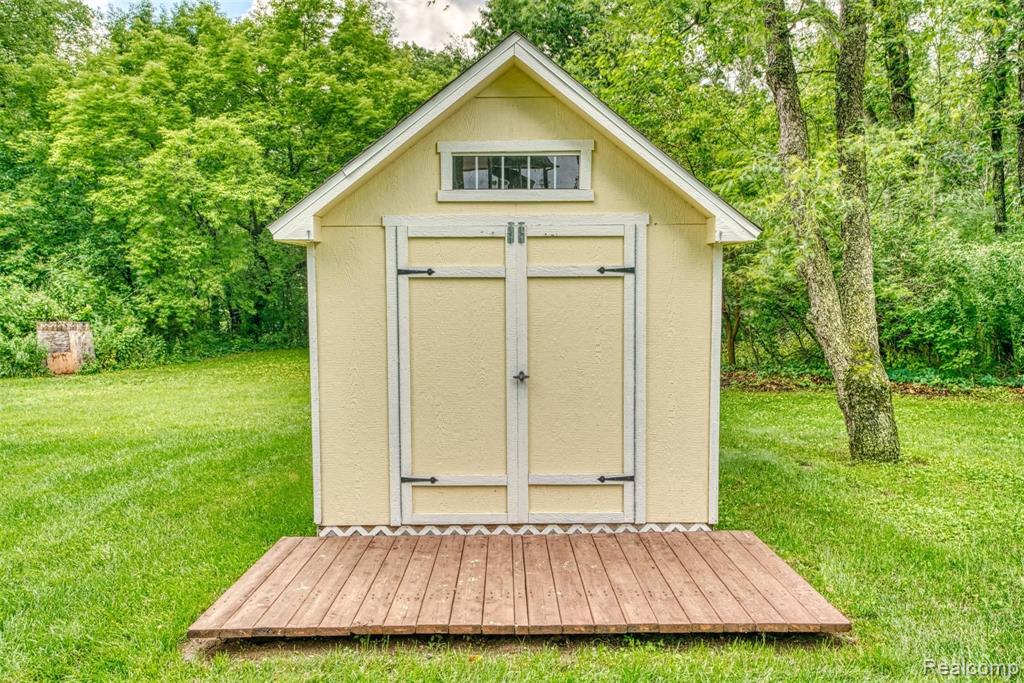 7016 West Lange Road Fowlerville, MI 48836 - Photo 48 of 61 Gallery Image 48