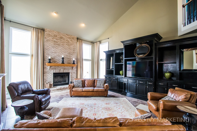 1320 Stonegate Road Algonquin, IL 60102 - Photo 12 of 56