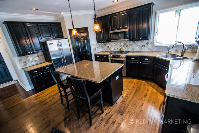 1320 Stonegate Road Algonquin, IL 60102 - Photo 16 of 56