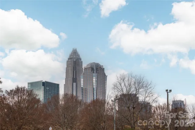 $395,000 | 841 Seigle Point Drive, Charlotte, NC 28204