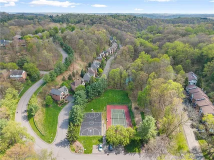 $639,500 | 428 Rockledge Drive, Sewickley, PA 15143