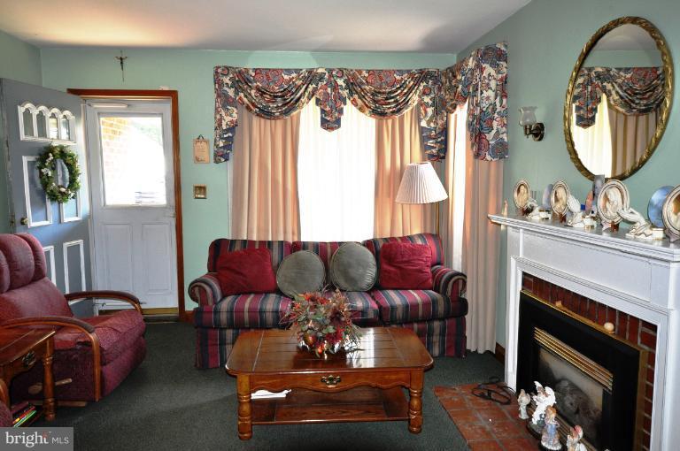 7906 Hillendale Road Parkville, MD 21234 - Photo 2 of 19 Tons of Natural Light