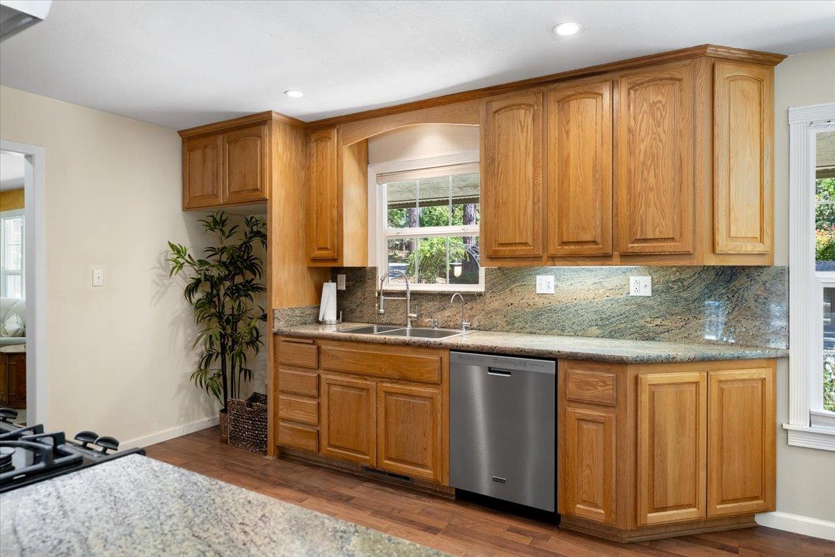 14384 Penn Road Grass Valley, CA 95949 - Photo 23 of 83