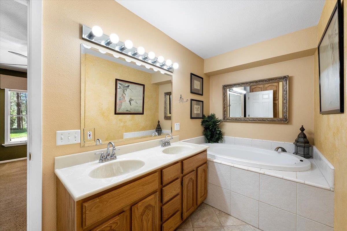 14384 Penn Road Grass Valley, CA 95949 - Photo 43 of 83