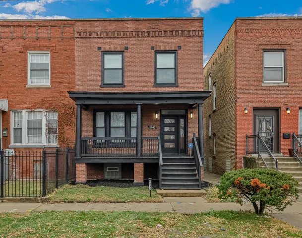 $464,000 | 6845 South St Lawrence Avenue, Chicago, IL 60637