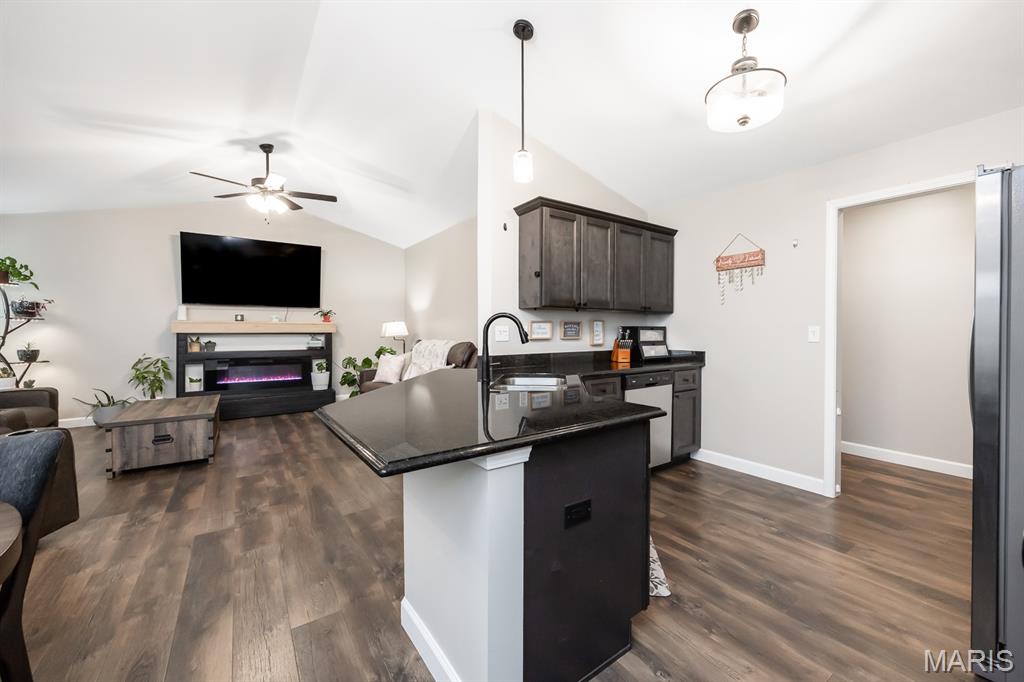 712 Conner Circle Fairview Heights, IL 62208 - Photo 12 of 29