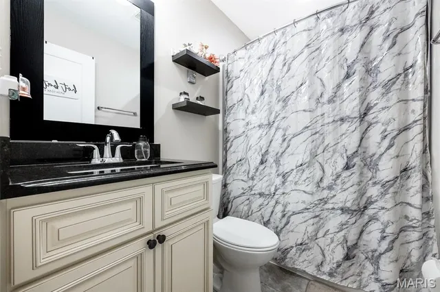 $385,000 | 712 Conner Circle, Fairview Heights, IL 62208