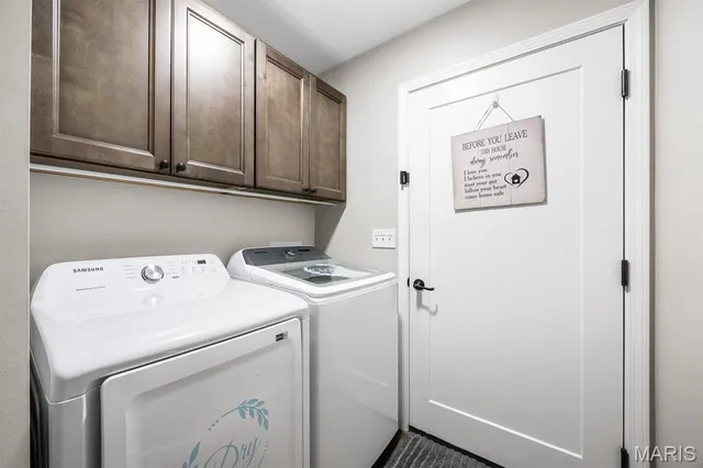 $385,000 | 712 Conner Circle, Fairview Heights, IL 62208