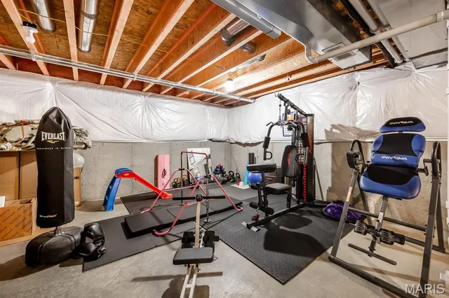 $385,000 | 712 Conner Circle, Fairview Heights, IL 62208