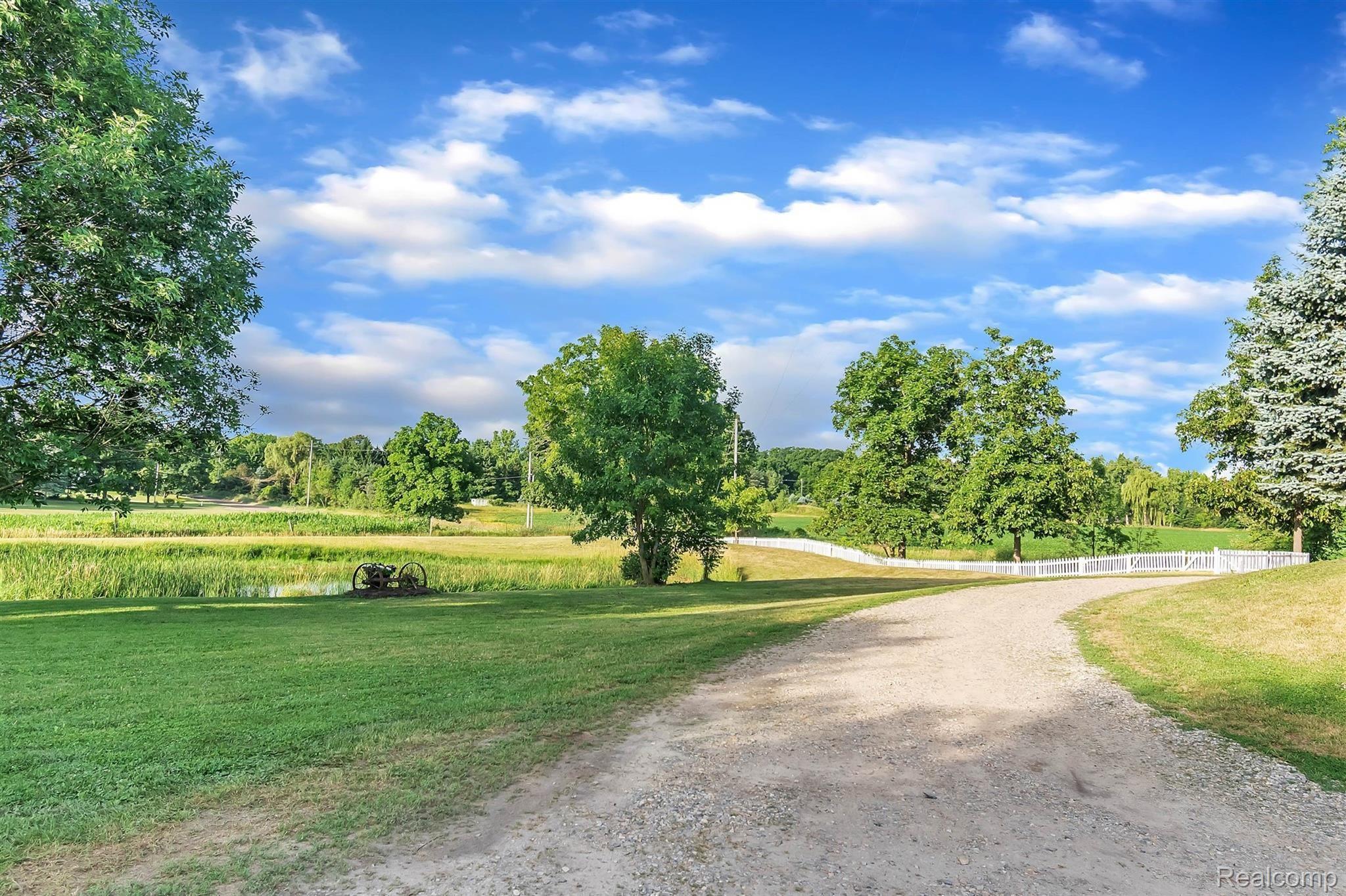 3873 Chase Lake Road Howell, MI 48855 - Photo 31 of 47 43-3873 Chase Lake Rd-WindowStill-R.jpg