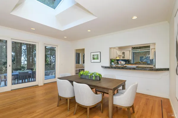 $2,595,000 | 1065 Meadowsweet Drive, Corte Madera, CA 94925