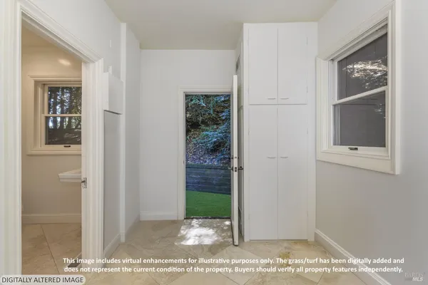 $2,595,000 | 1065 Meadowsweet Drive, Corte Madera, CA 94925