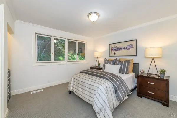 $2,595,000 | 1065 Meadowsweet Drive, Corte Madera, CA 94925