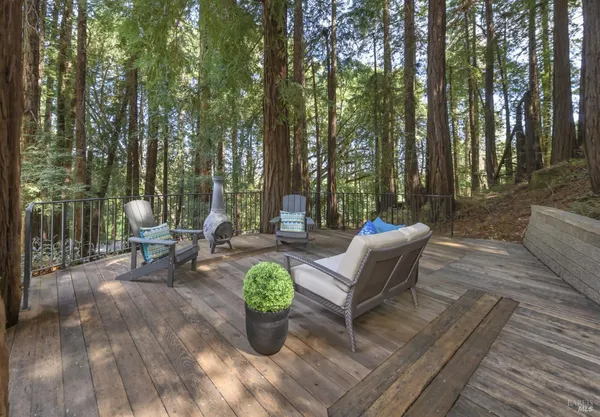 $2,595,000 | 1065 Meadowsweet Drive, Corte Madera, CA 94925