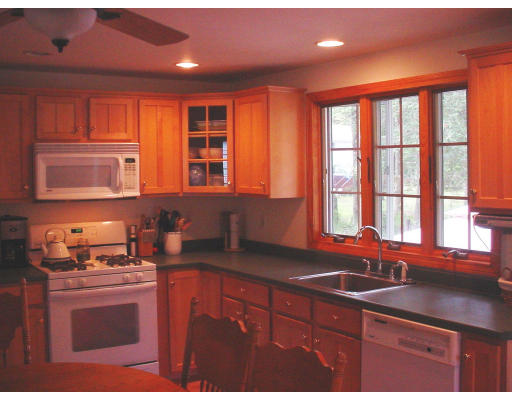 8 Kilsyth Road Norton, MA 02766 - Photo 2 of 6 Gallery Image 2