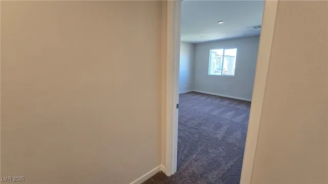 $2,000 | 853 Angwin Lane, Henderson, NV 89011