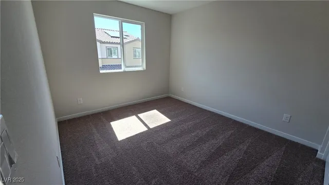 $2,000 | 853 Angwin Lane, Henderson, NV 89011