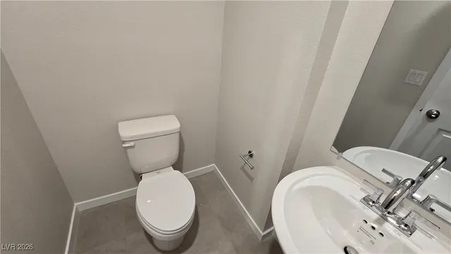 $2,000 | 853 Angwin Lane, Henderson, NV 89011