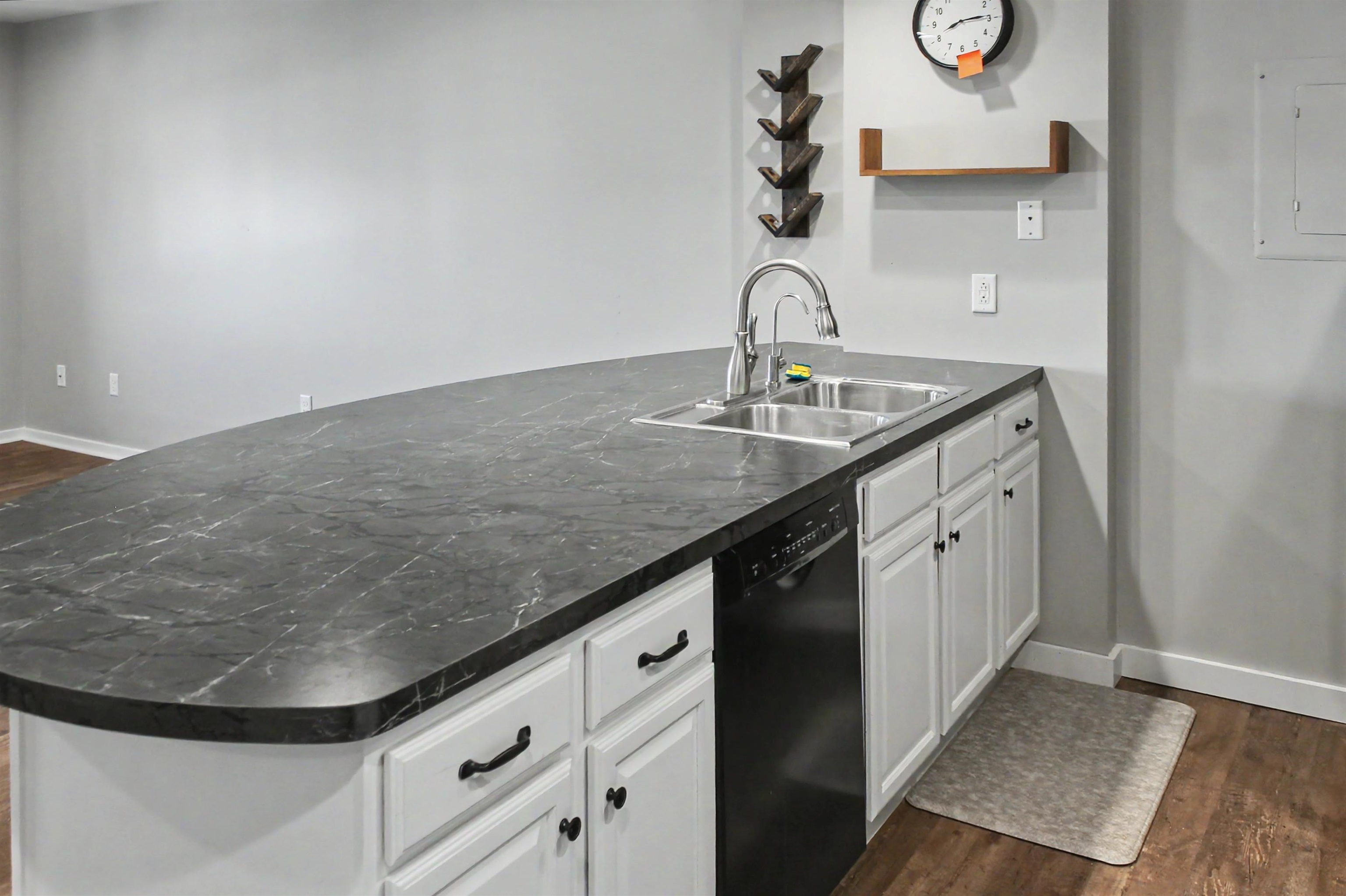 131 Main Street, Unit 504 Burlington, VT 05401 - Photo 5 of 14