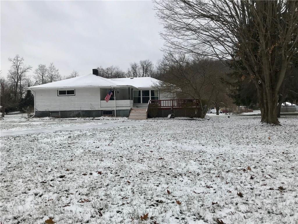 2688 Savannah Road New Castle, PA 16101 - Photo 3 of 17