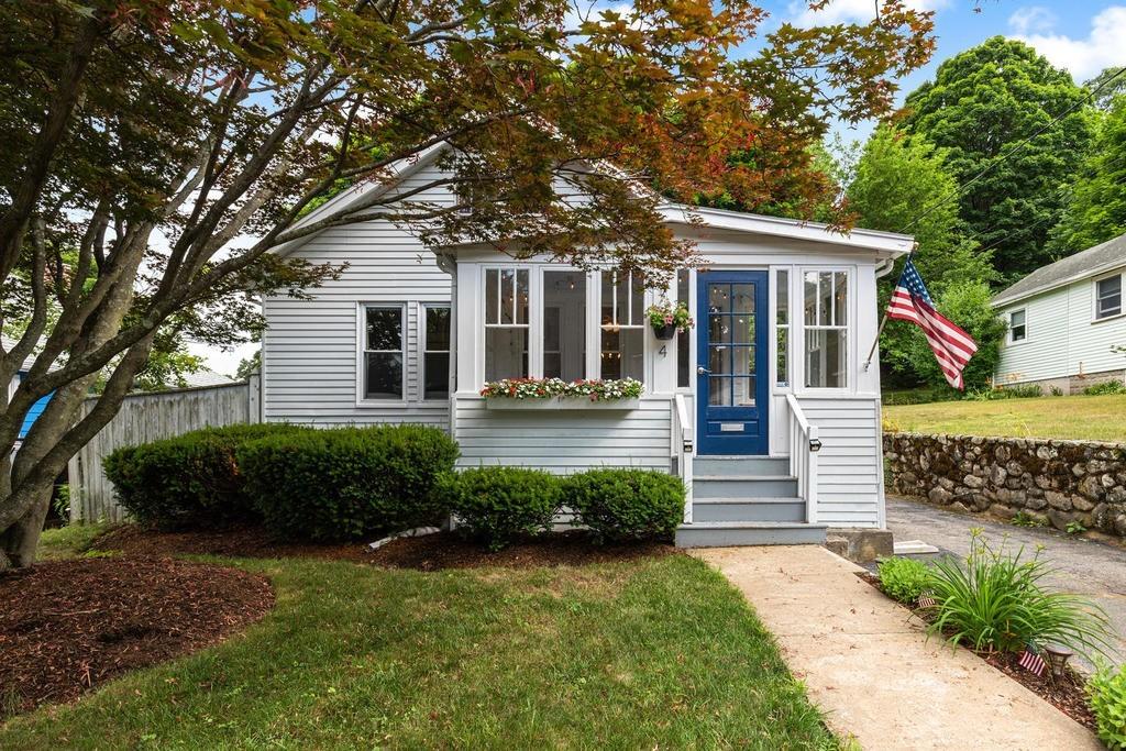 4 Western Avenue Wakefield, MA 01880 - Photo 2 of 28