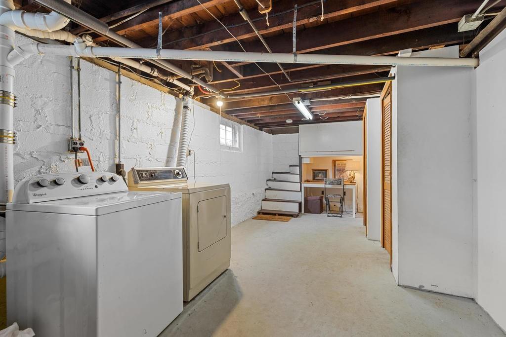 4 Western Avenue Wakefield, MA 01880 - Photo 23 of 28