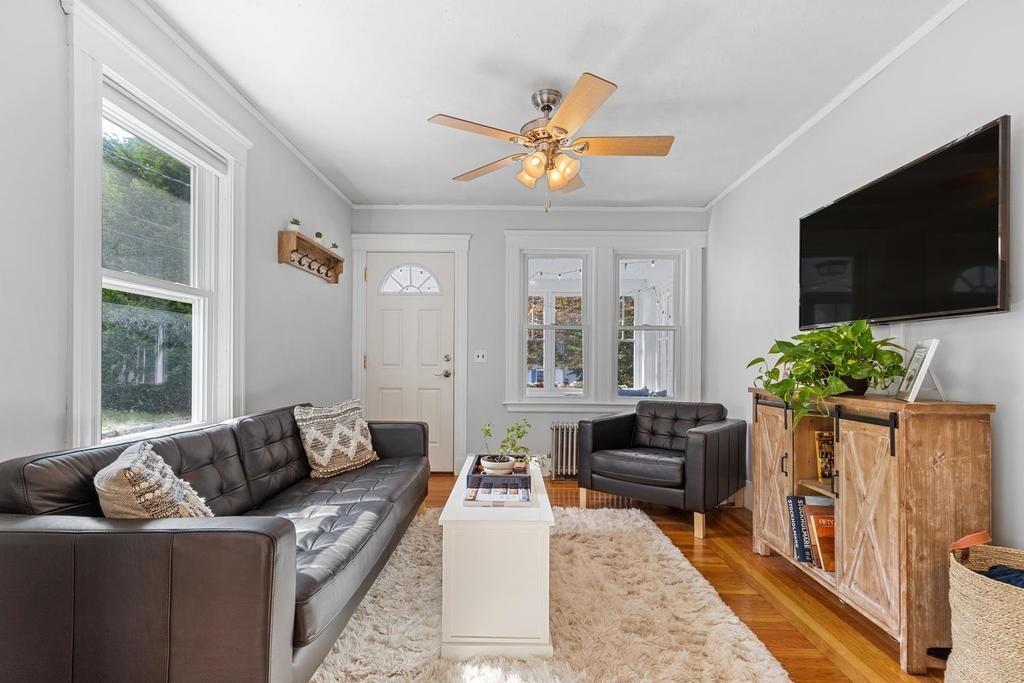 4 Western Avenue Wakefield, MA 01880 - Photo 10 of 28