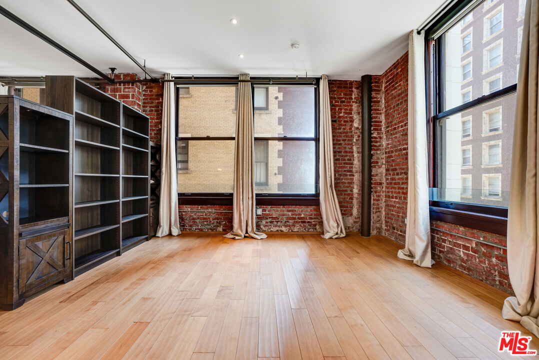 460 South Spring Street, Unit 512 Los Angeles, CA 90013 - Photo 14 of 46