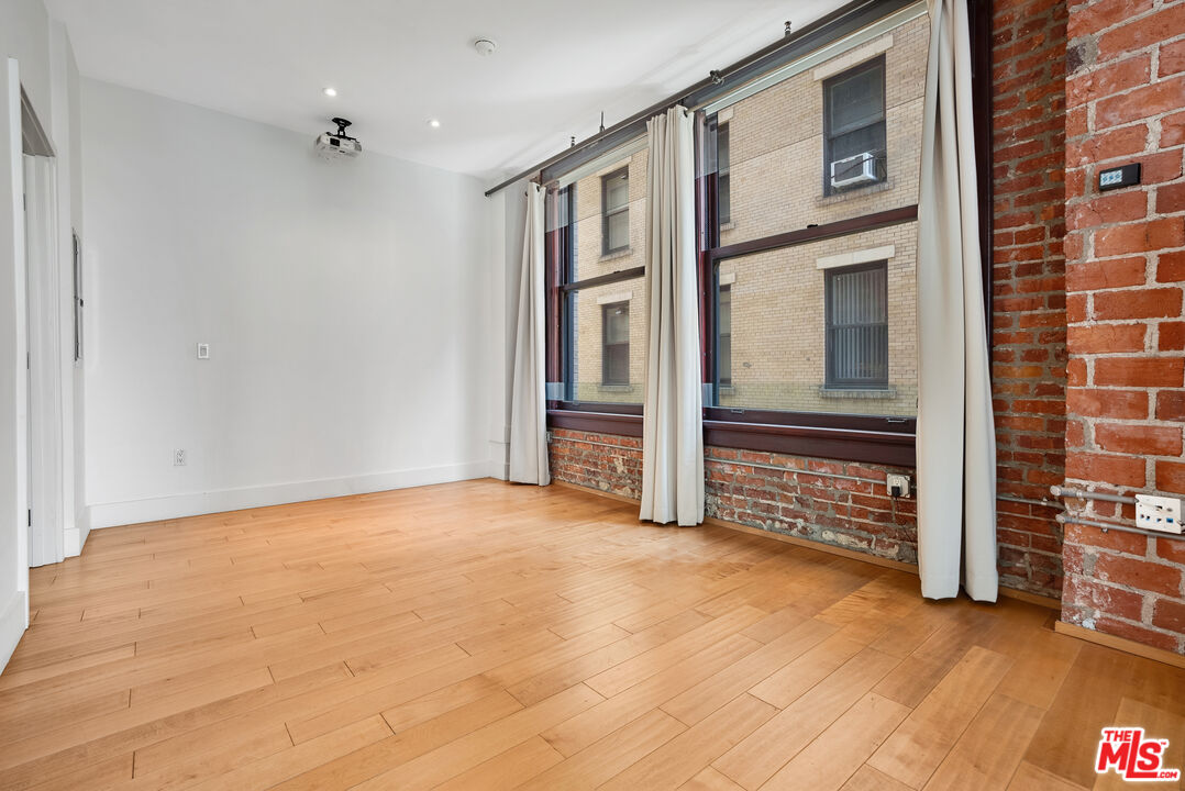 460 South Spring Street, Unit 512 Los Angeles, CA 90013 - Photo 16 of 46