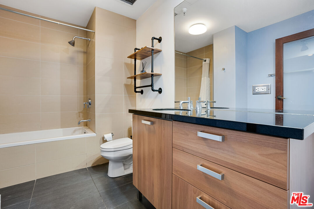 460 South Spring Street, Unit 512 Los Angeles, CA 90013 - Photo 19 of 46