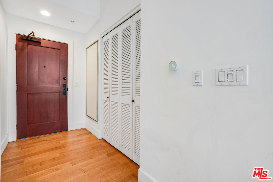 460 South Spring Street, Unit 512 Los Angeles, CA 90013 - Photo 26 of 48