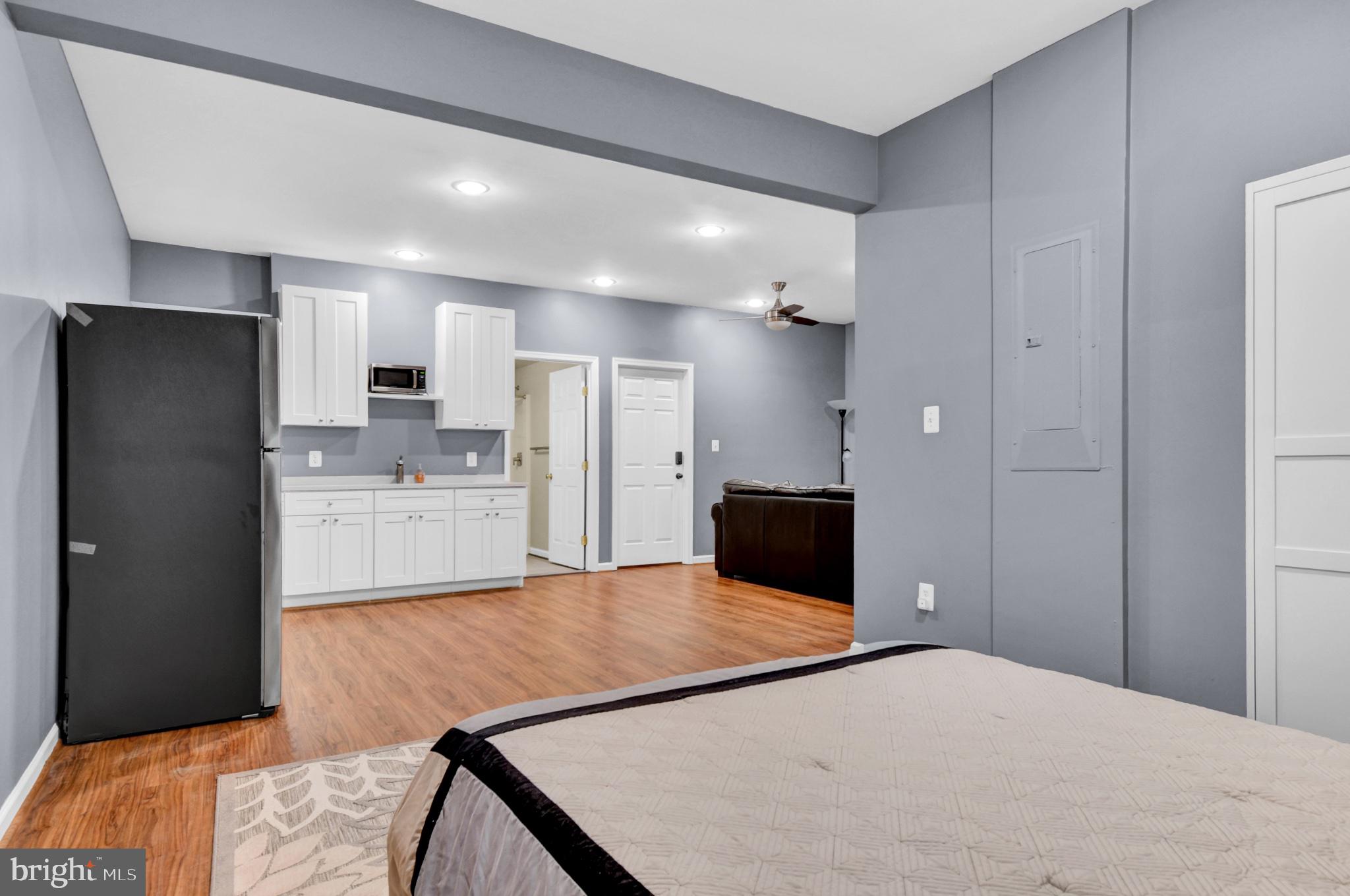 205 Grassy Ridge Terrace Purcellville, VA 20132 - Photo 9 of 12 Spacious modern studio retreat.