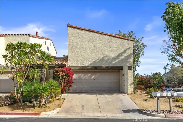 a view of a outdoor space