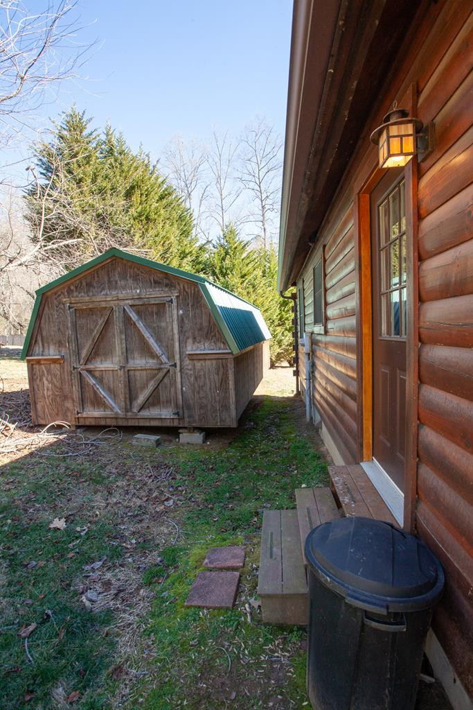 322 Hickory Br Road Whittier, NC 28789 - Photo 37 of 50