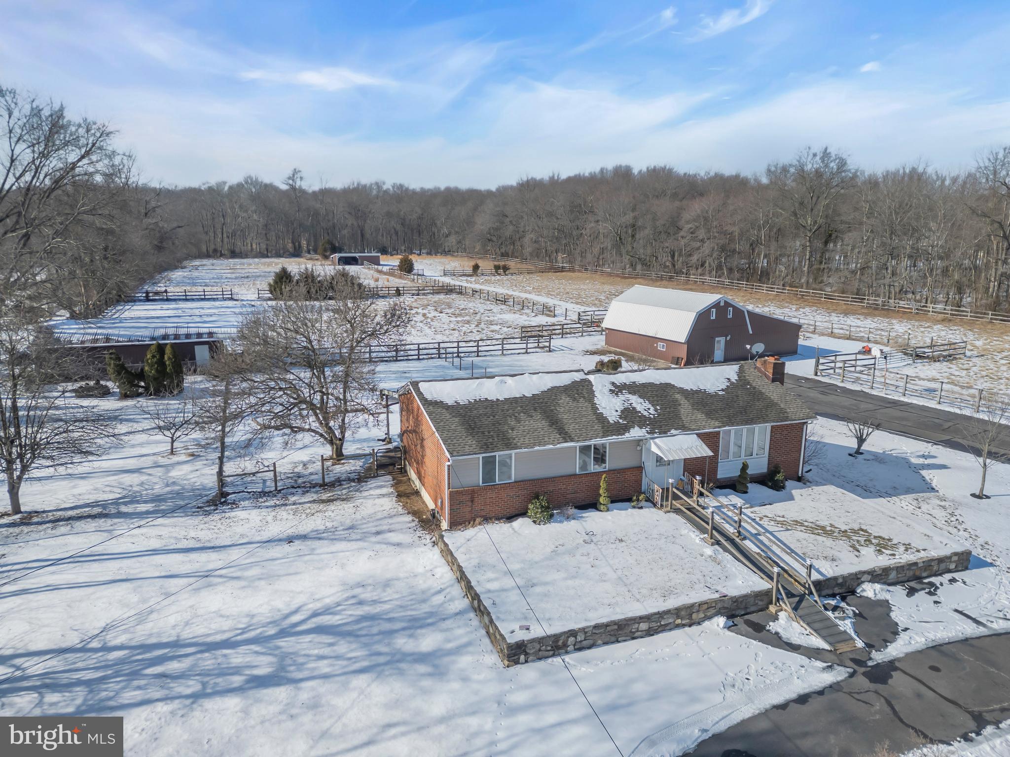 101 Gilbert Road Bordentown, NJ 08505 - Photo 2 of 55 Gallery Image 2