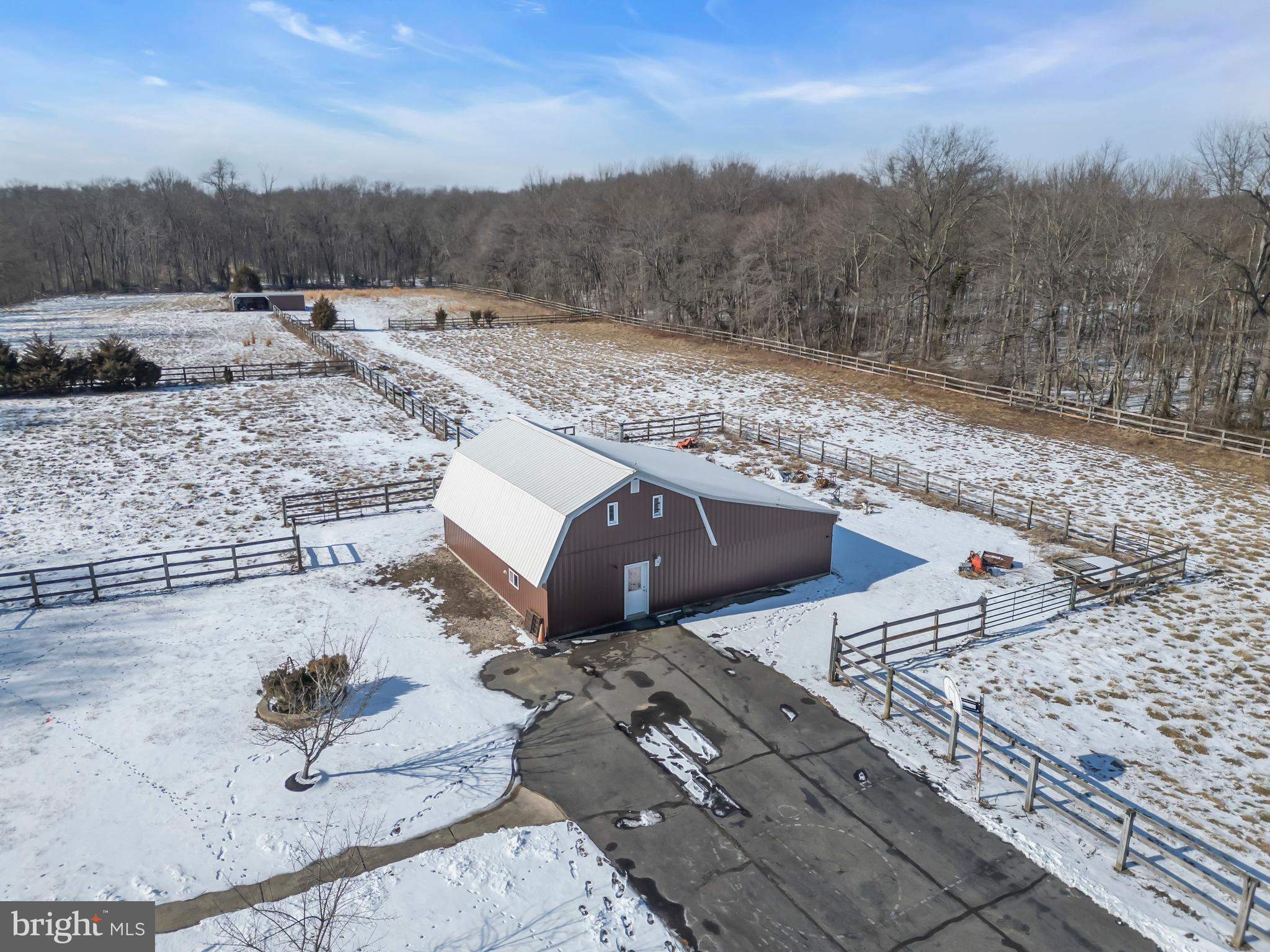 101 Gilbert Road Bordentown, NJ 08505 - Photo 5 of 55 Gallery Image 5