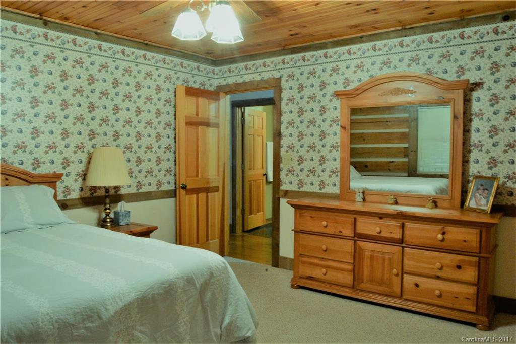 206 River Road Stanfield, NC 28163 - Photo 11 of 21
