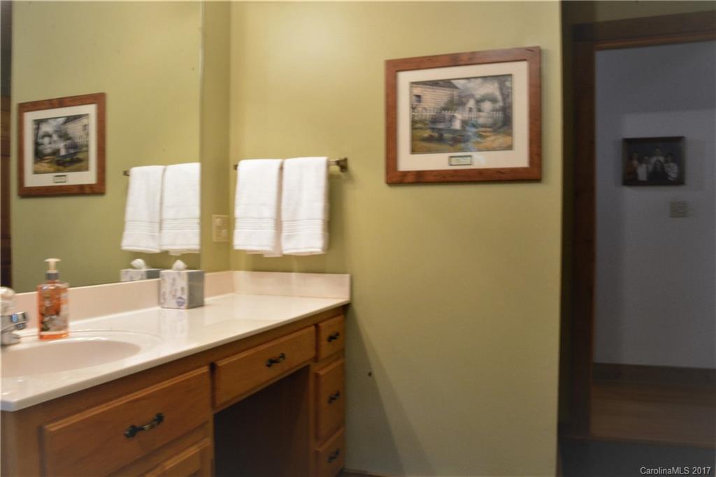 206 River Road Stanfield, NC 28163 - Photo 10 of 21