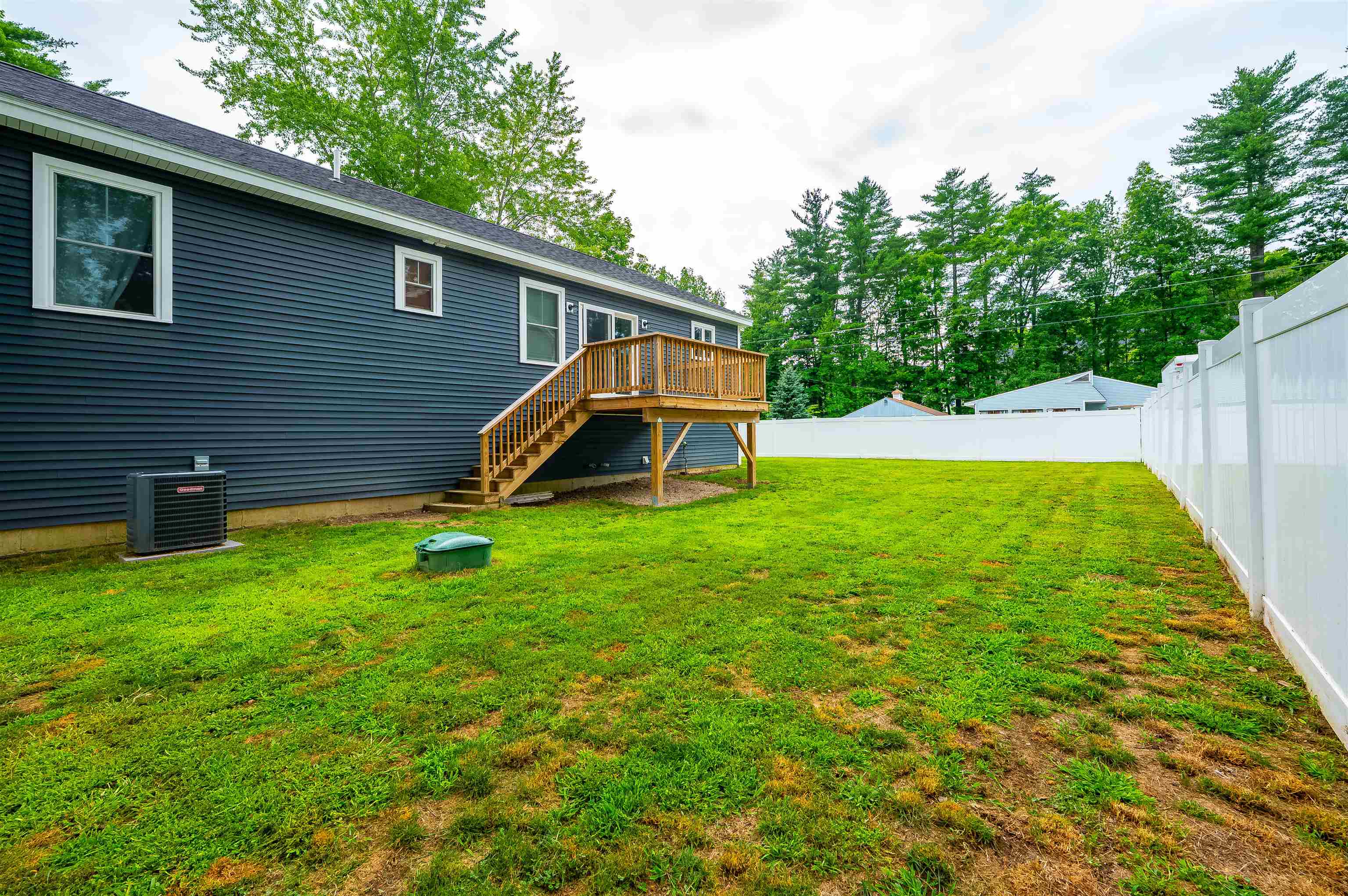9 Lawn Avenue Rochester, NH 03867 - Photo 37 of 39