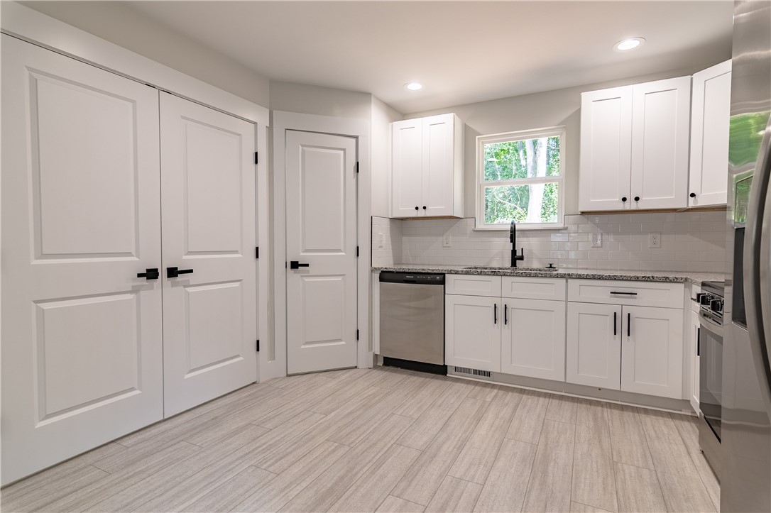 126A Brookmeade Drive, Unit A & B Anderson, SC 29624 - Photo 9 of 20