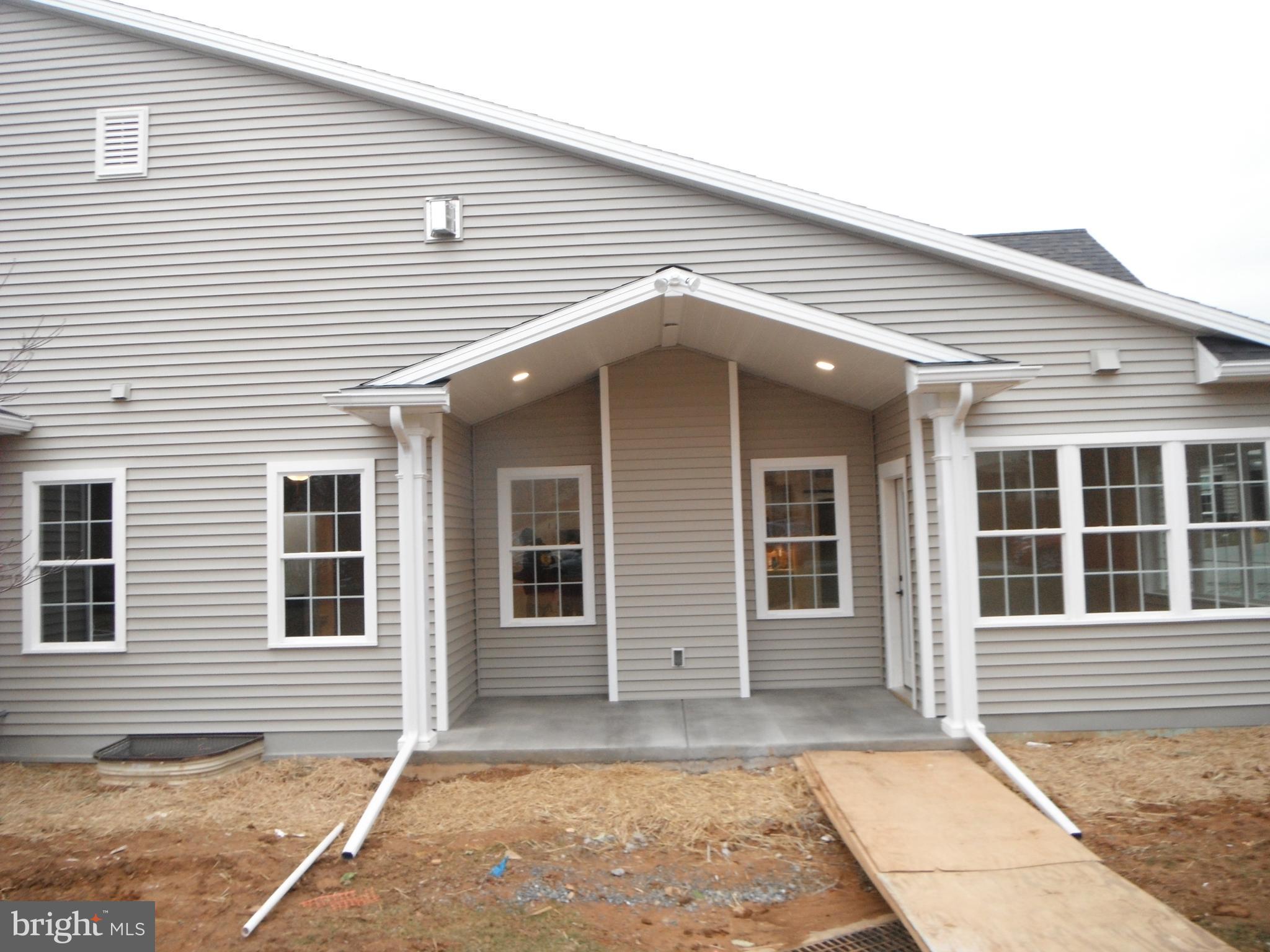 79 Springhaven Court Palmyra, PA 17078 - Photo 3 of 3 Gallery Image 3