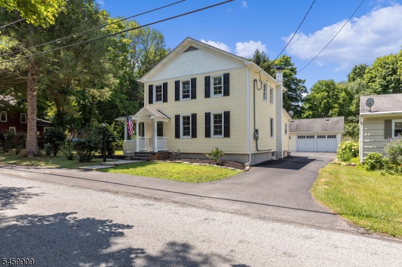 179 Stephensburg Road Port Murray, NJ 07865 - Photo 3 of 30 Gallery Image 3