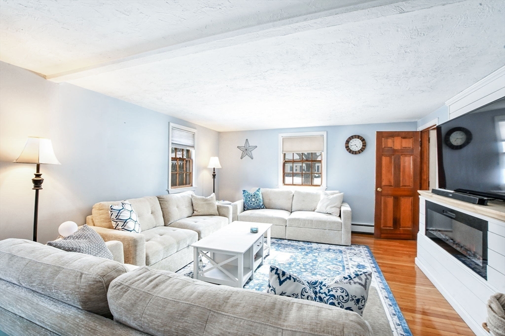 22 Winsome Road Yarmouth, MA 02664 - Photo 14 of 33