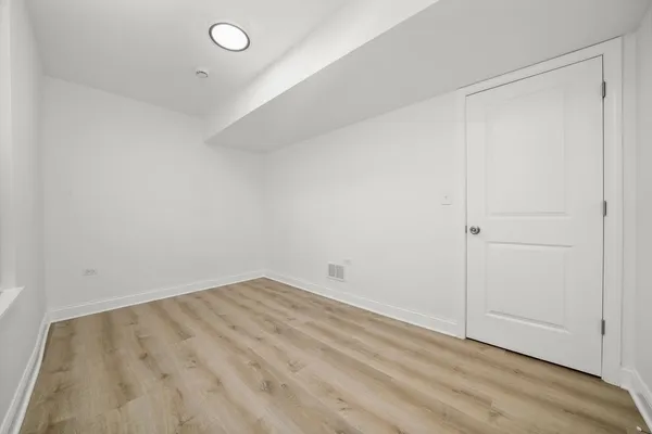 $2,100 | 2721 South Pulaski Road, Unit 1, Chicago, IL 60623