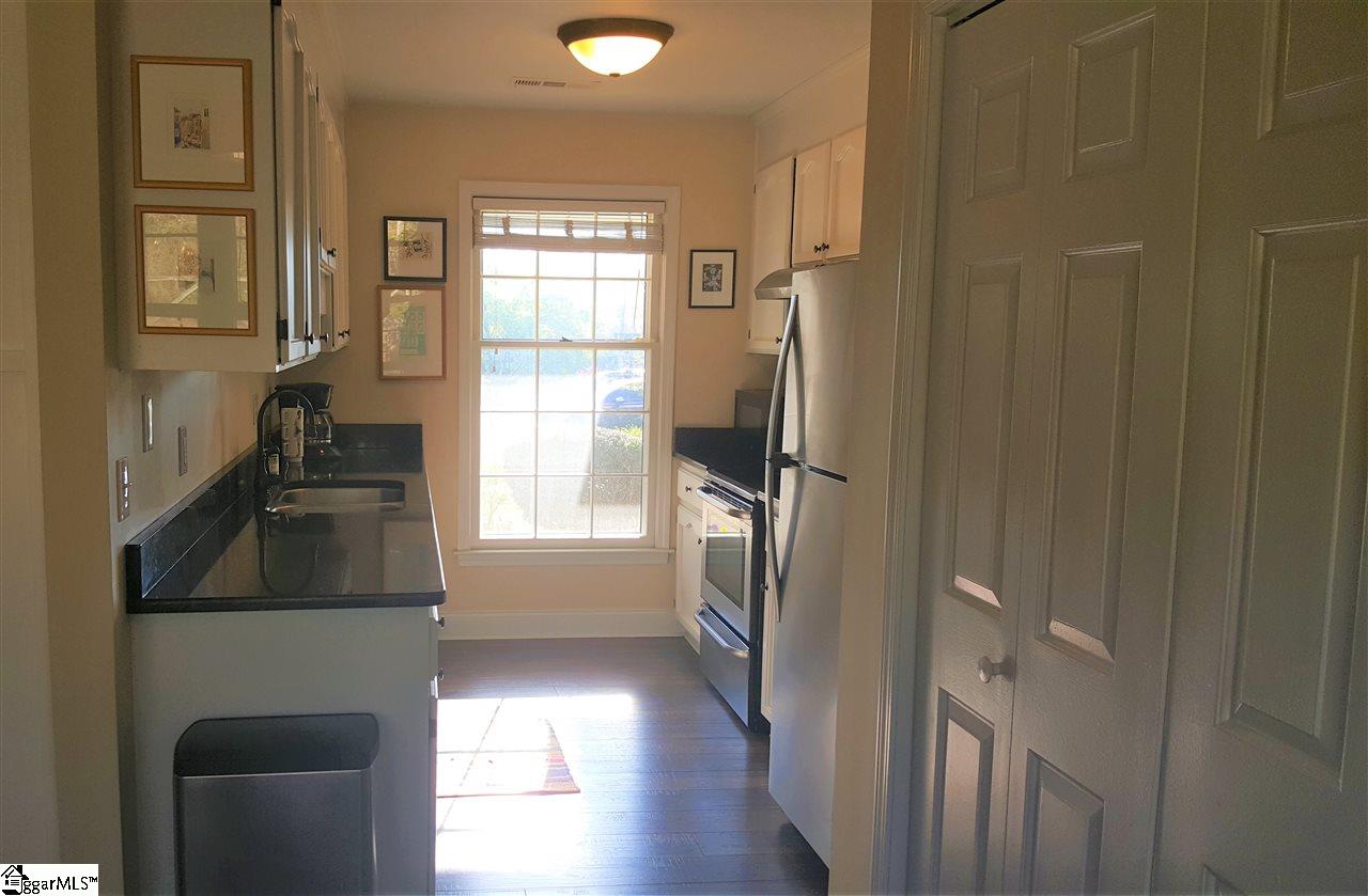 2001 Pelham Road, Unit 10 Greenville, SC 29615 - Photo 12 of 28 Gallery Image 12