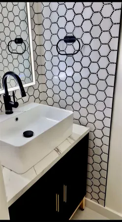 $2,350 | 747 Southeast 1st Way, Unit 96, Deerfield Beach, FL 33441