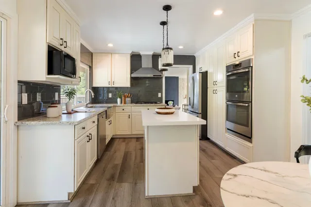 $1,488,800 | 27912 Farm Hill Drive, Hayward, CA 94542