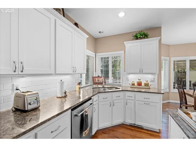 $869,000 | 15255 Northwest Francesca Drive, Portland, OR 97229